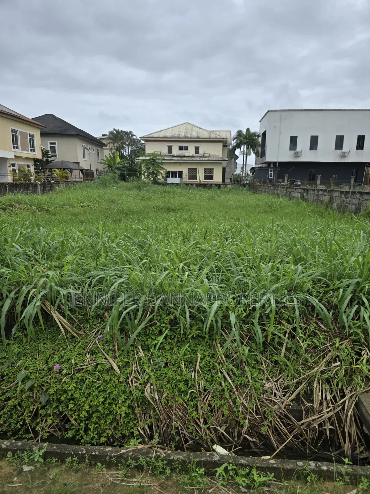 600sqm of Residential Bareland