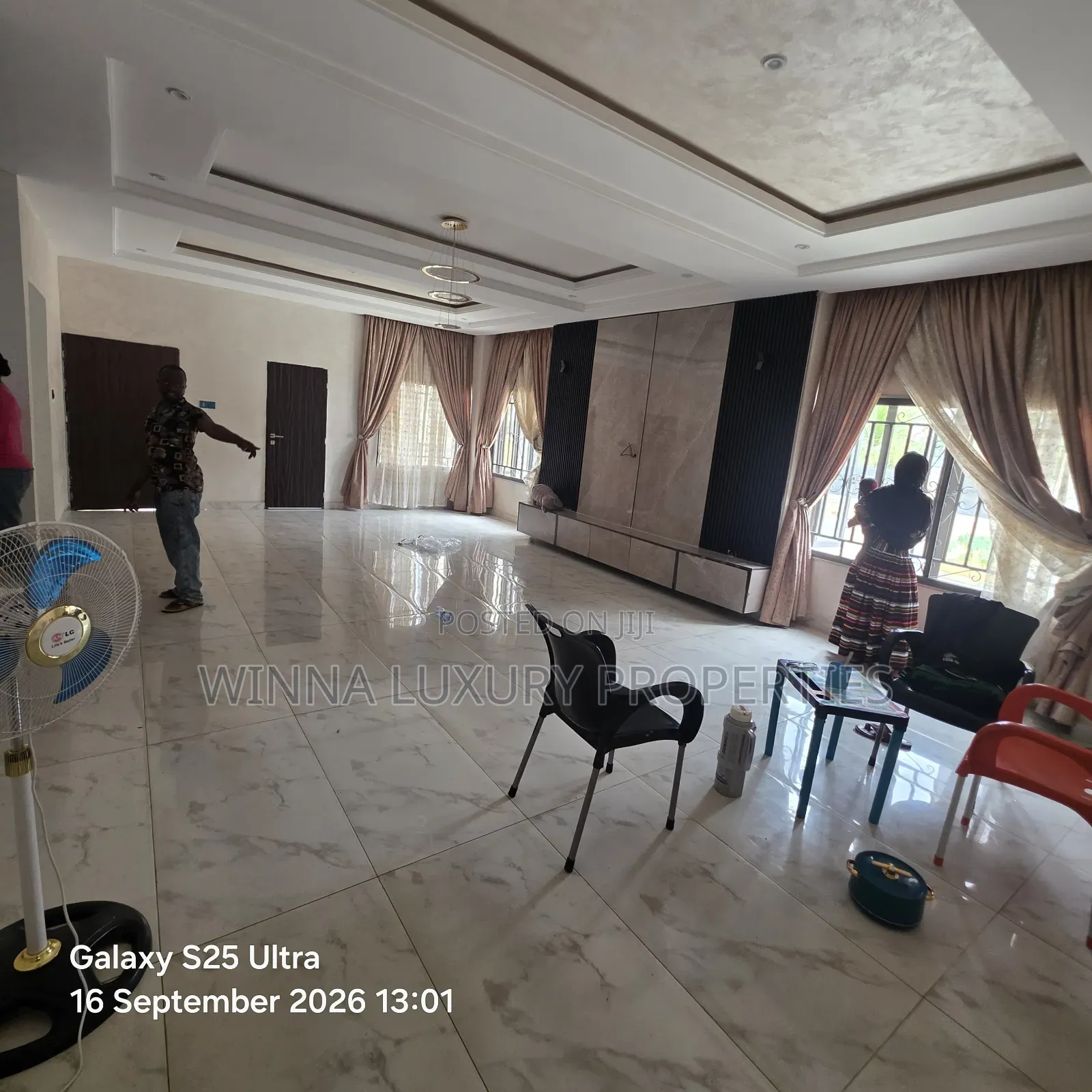 4bdrm Duplex in Von Axis, Lugbe District for rent