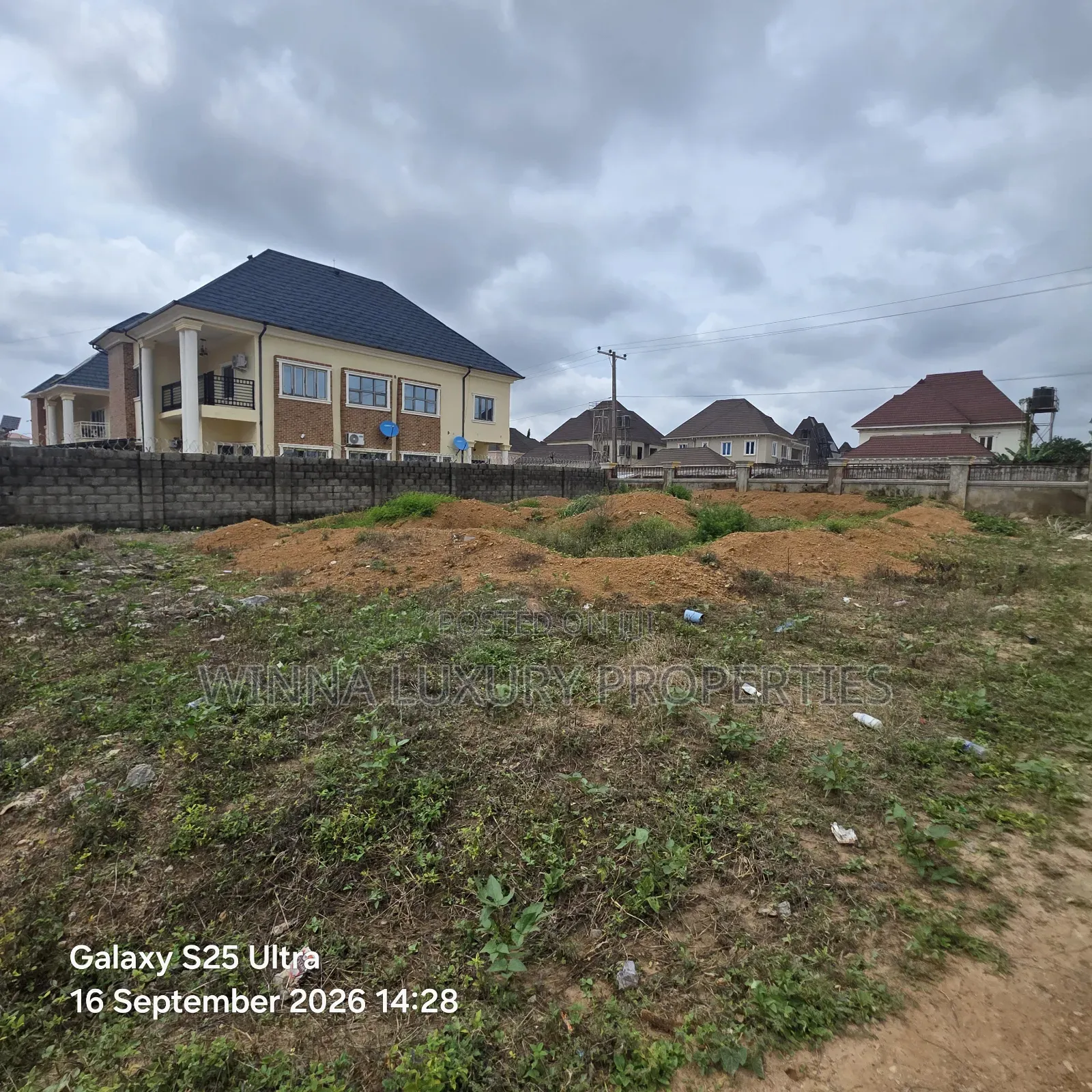 500sqm of Land