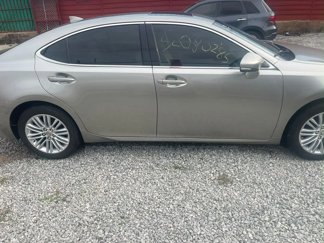Lexus ES 350 FWD 2015 Beige