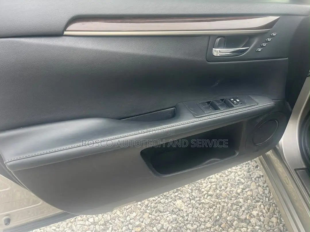 Lexus ES 350 FWD 2015 Beige