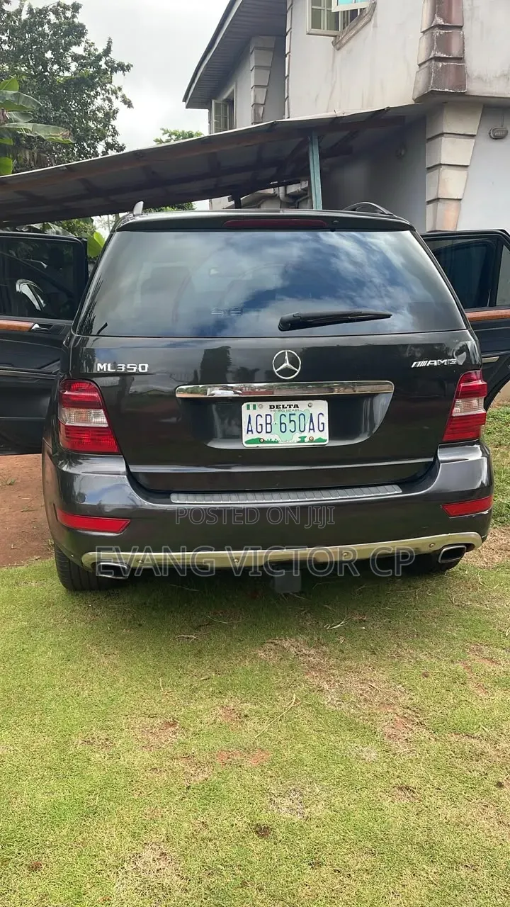 Mercedes-Benz M Class 2009 Black