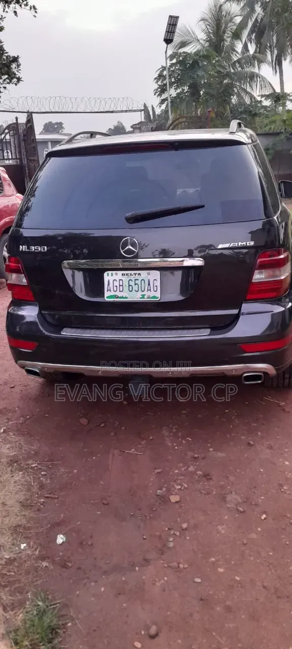 Mercedes-Benz M Class 2009 Black