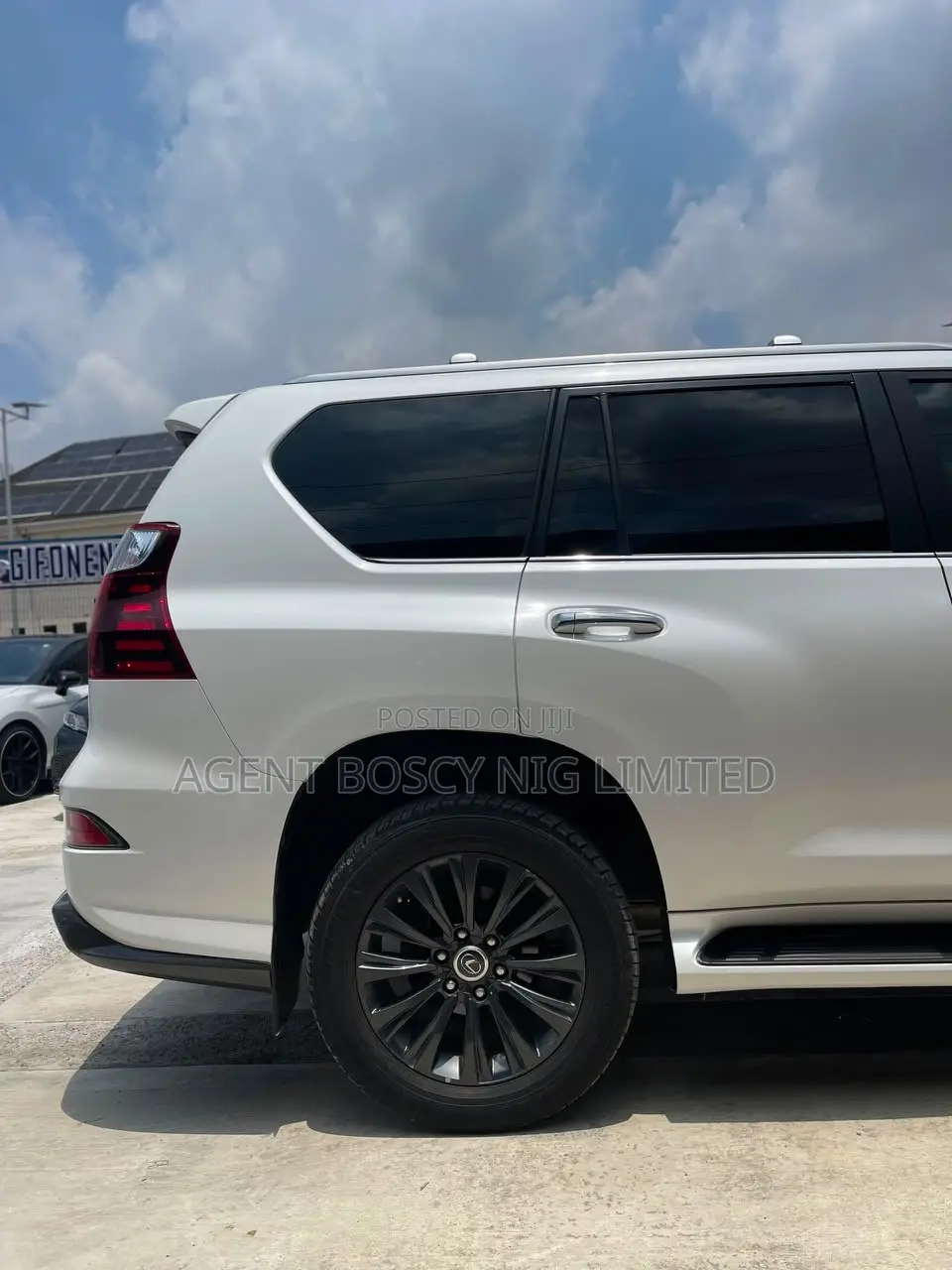Lexus GX 460 AWD 2022 White