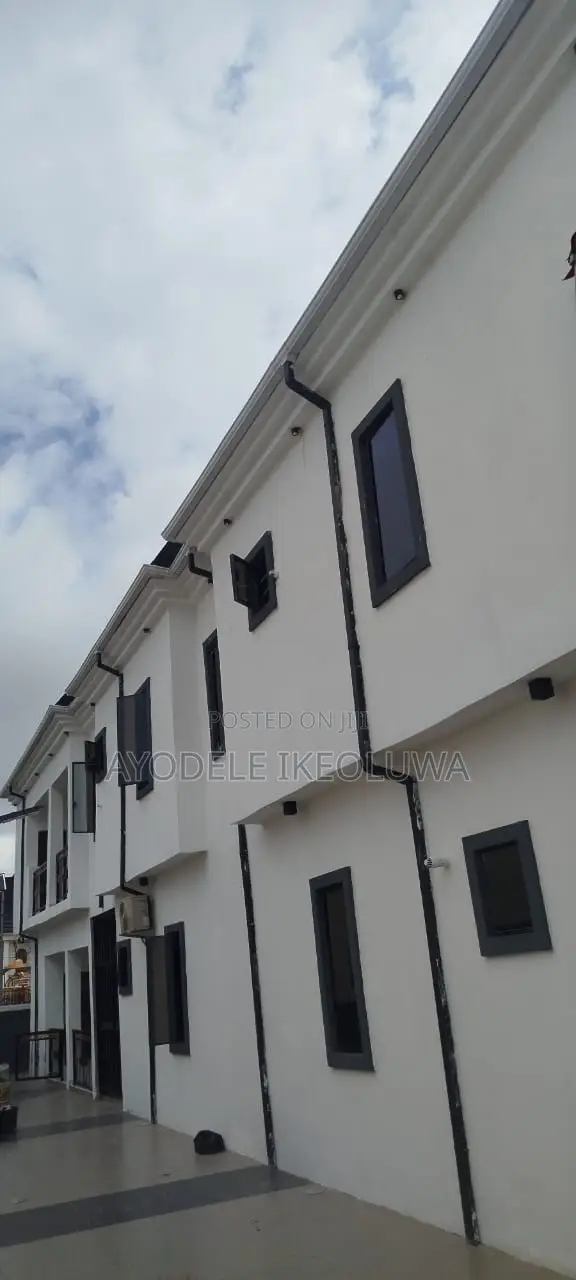Furnished 2bdrm Apartment in Post Service, Iseri Olofin for rent