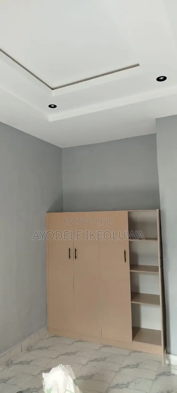 Furnished 2bdrm Apartment in Post Service, Iseri Olofin for rent