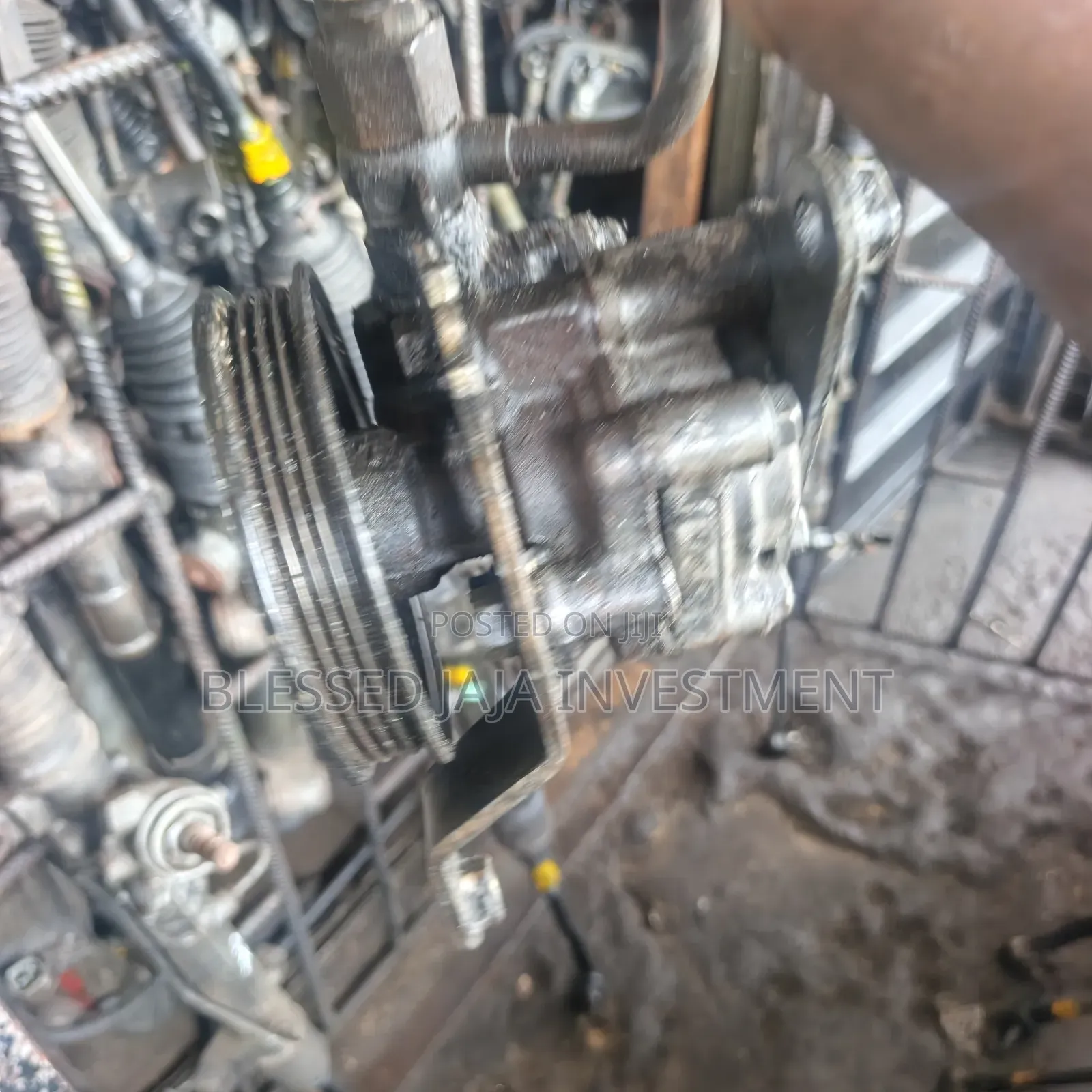 A Power Steering Pump for a 3mz-Fe Engine ( Lexus RX330 or ES330)