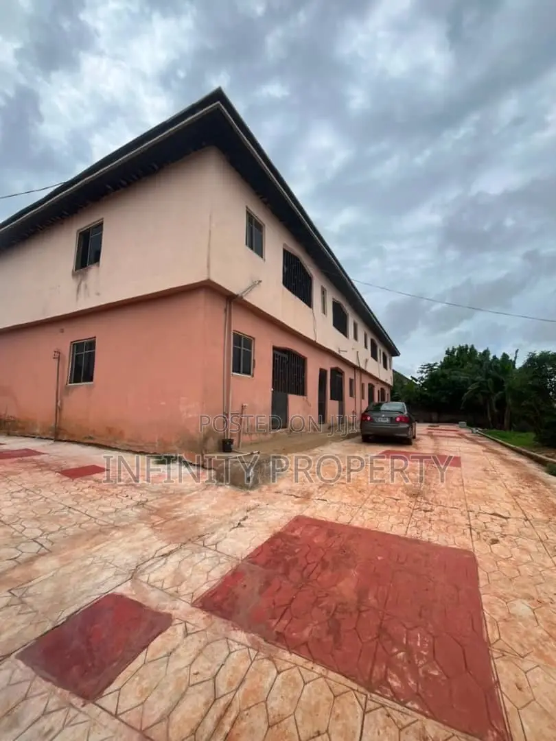 2bdrm Block of Flats in Ogumenyi, Benin City for sale