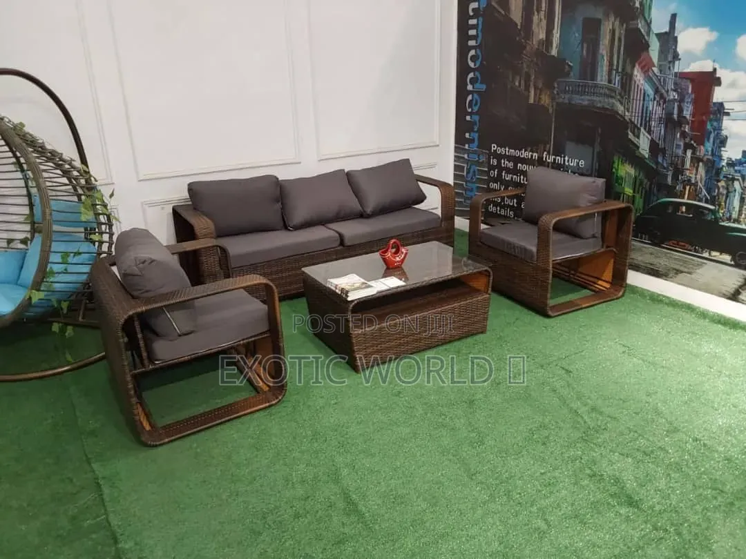 Premium Rattan Outdoor Sofa Set – 3 Seater + 2 Chairs + Centre Table