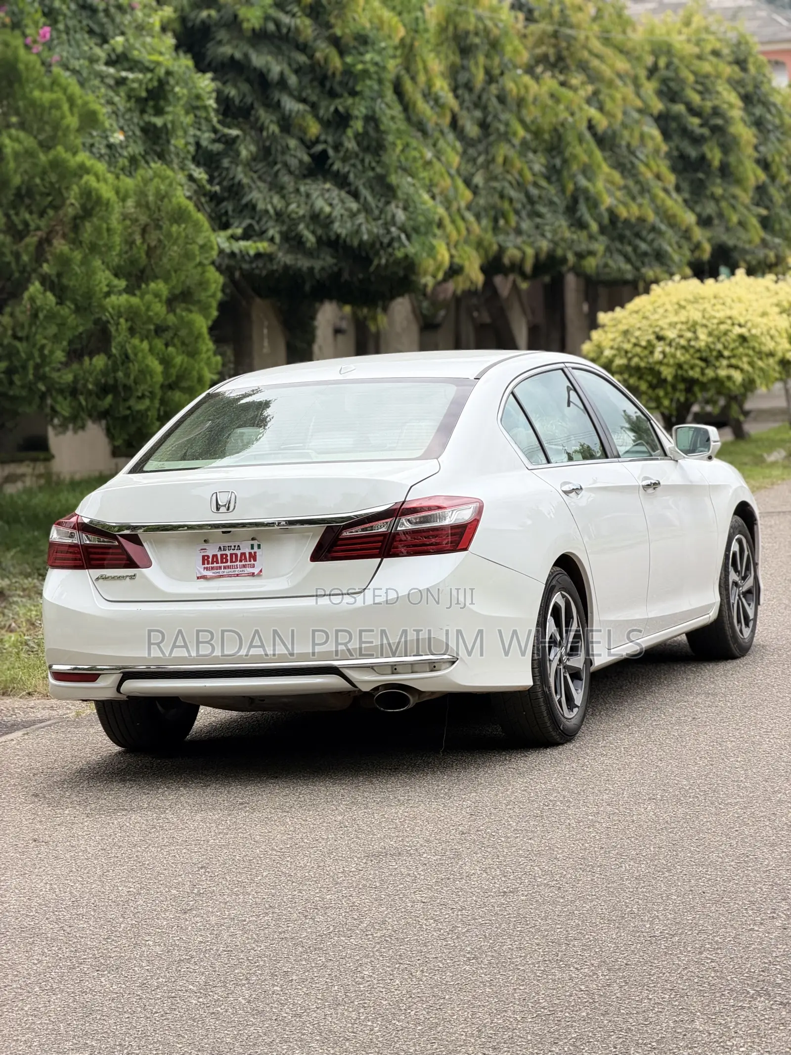 Honda Accord EX 4dr Sedan FWD (2.4L 4cyl 2A) 2017 White