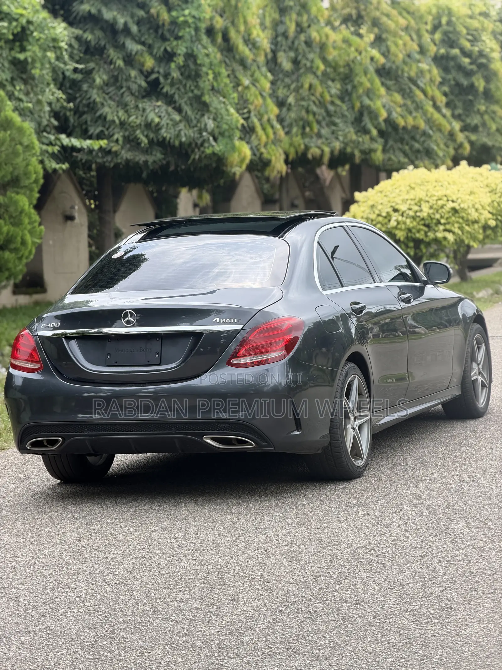 Mercedes-Benz C300 Luxury 4Matic Sedan AWD (2.0L 4cyl 7A) 2016 Gray
