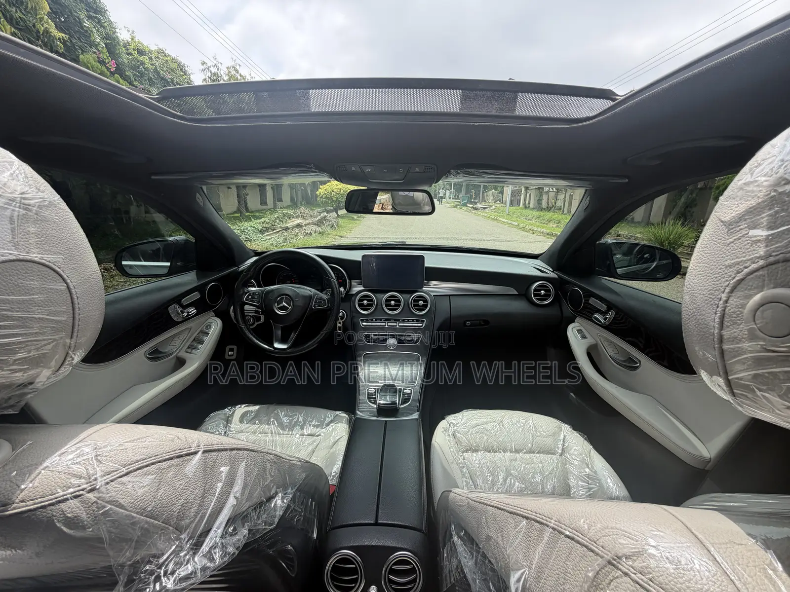 Mercedes-Benz C300 Luxury 4Matic Sedan AWD (2.0L 4cyl 7A) 2016 Gray