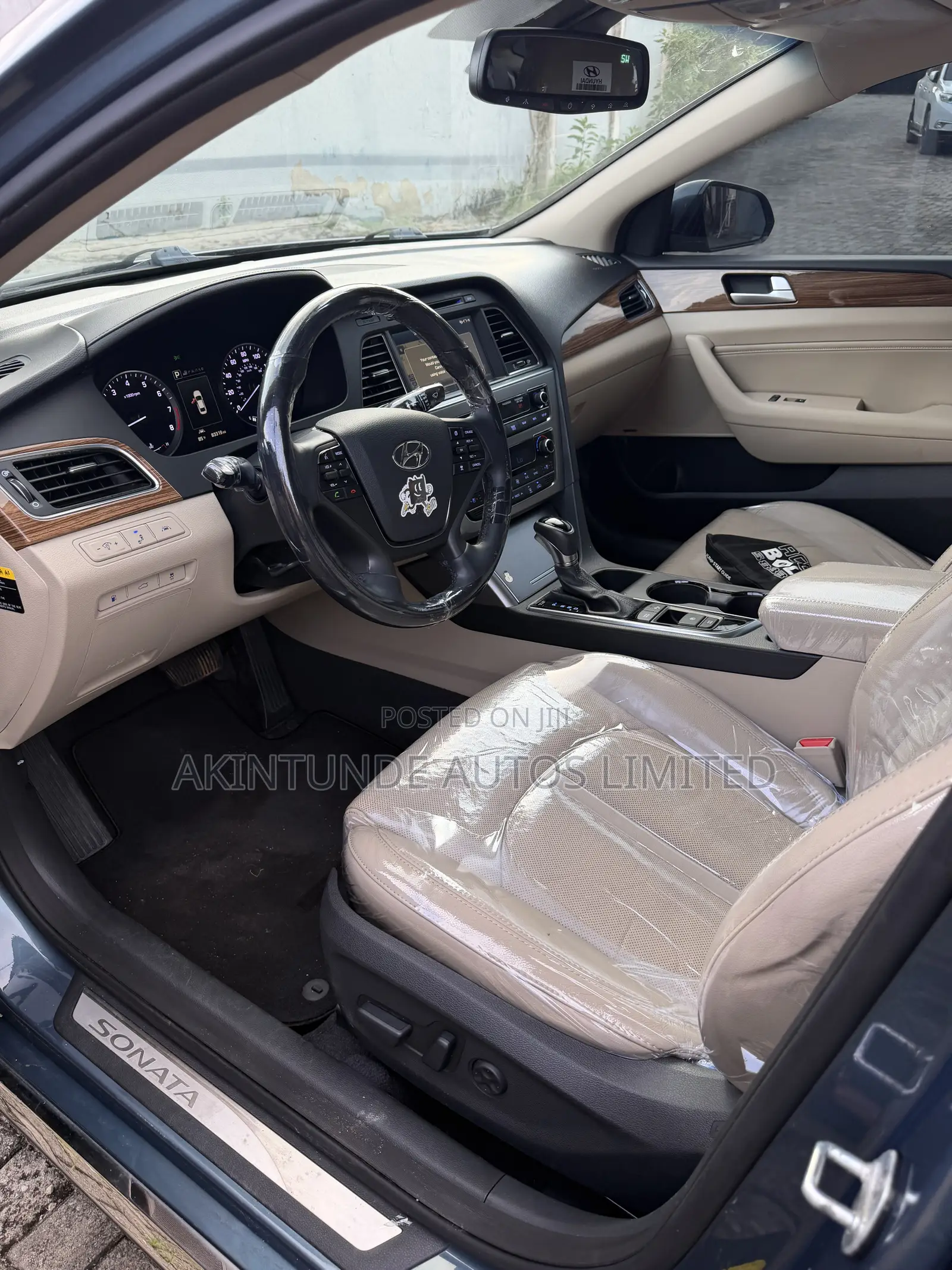 Hyundai Sonata Limited w/Brown Leather 4dr Sedan (2.4L 4cyl 6A) 2015