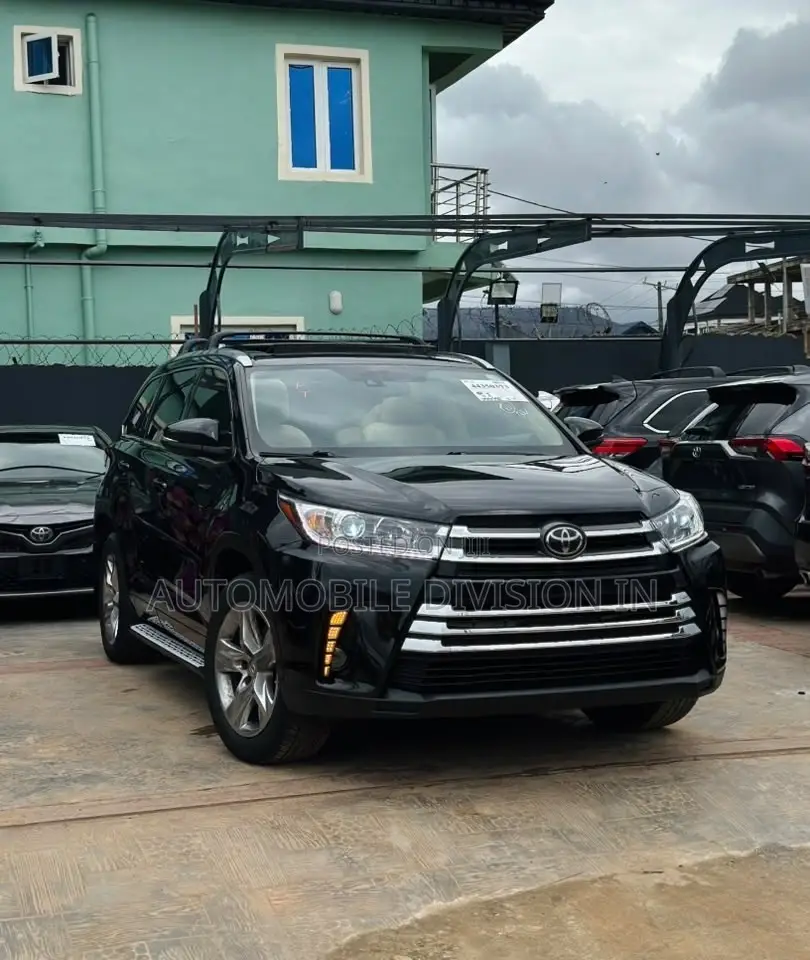 Toyota Highlander Limited Platinum 4dr SUV (3.5L 6cyl 6A) 2015 Black