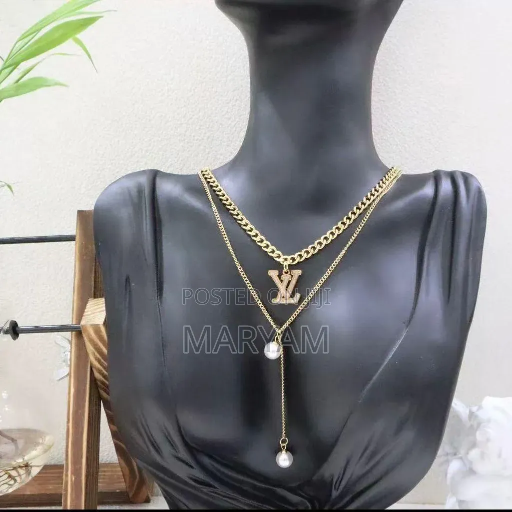 Elegant Double-Layer Gold Heart Necklace