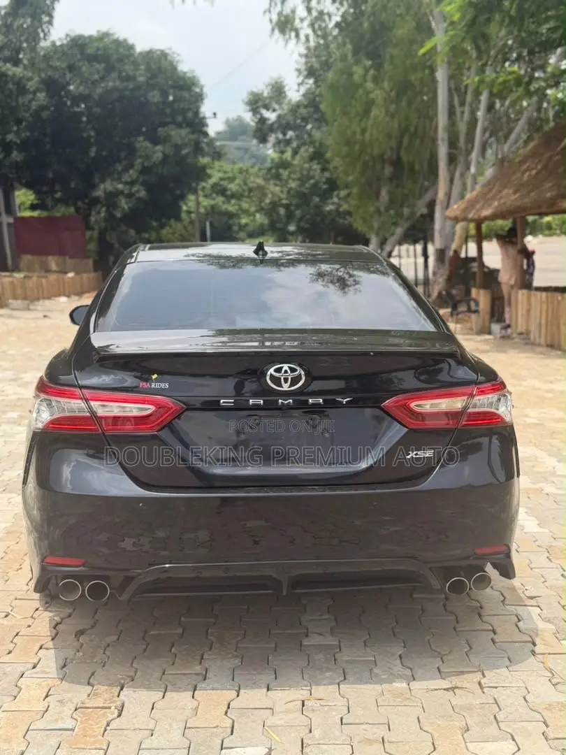Toyota Camry XSE FWD 2020 Black