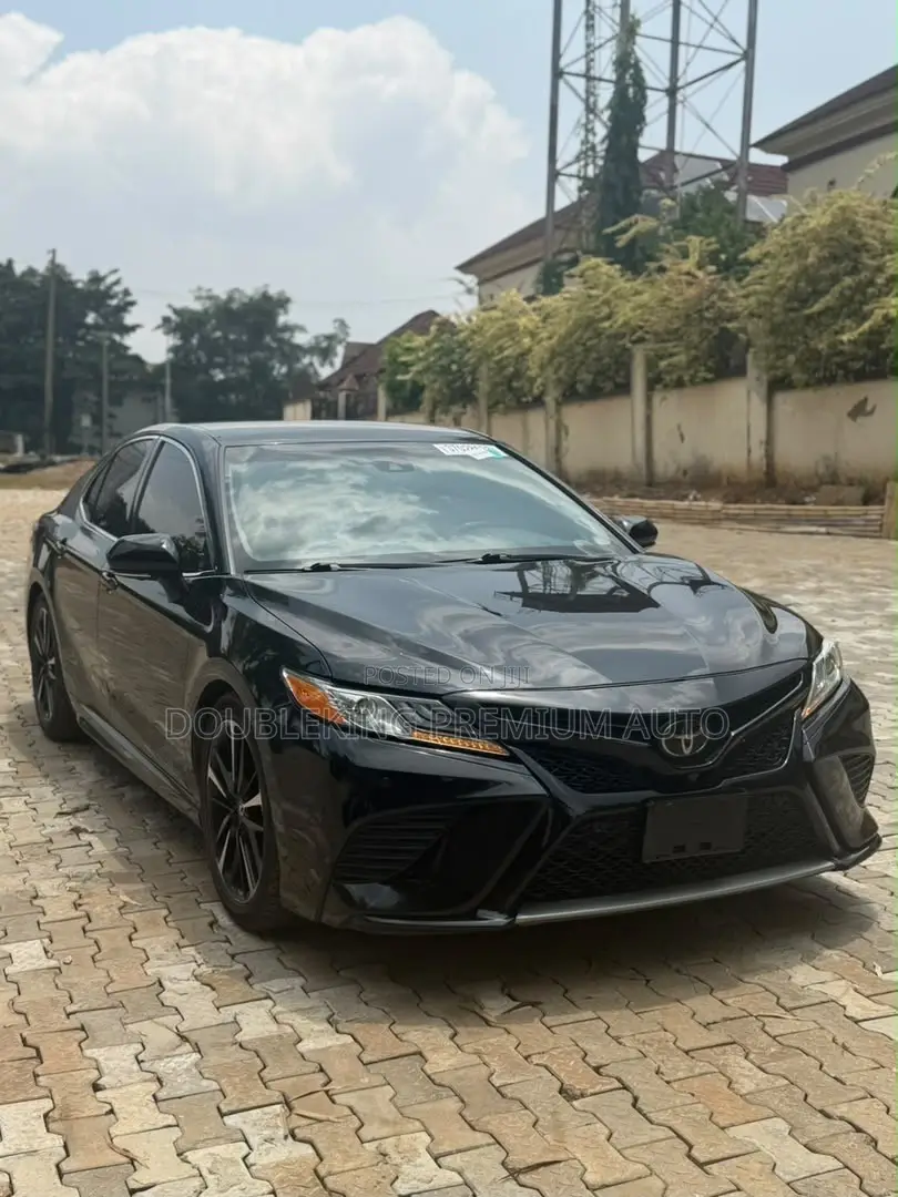 Toyota Camry XSE FWD 2020 Black