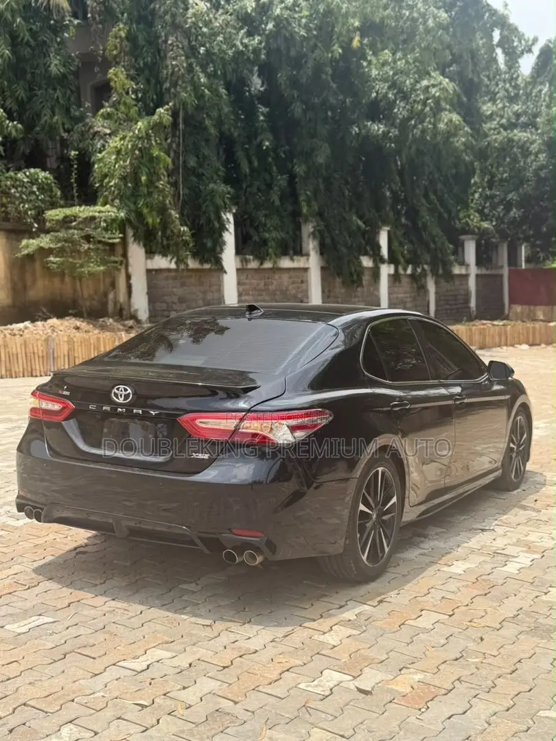 Toyota Camry XSE FWD 2020 Black