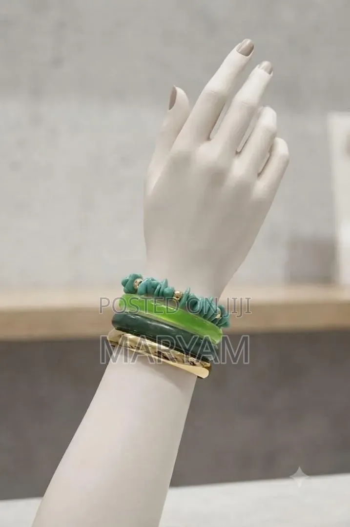 Marble-Effect Acrylic Bangle Stack Set
