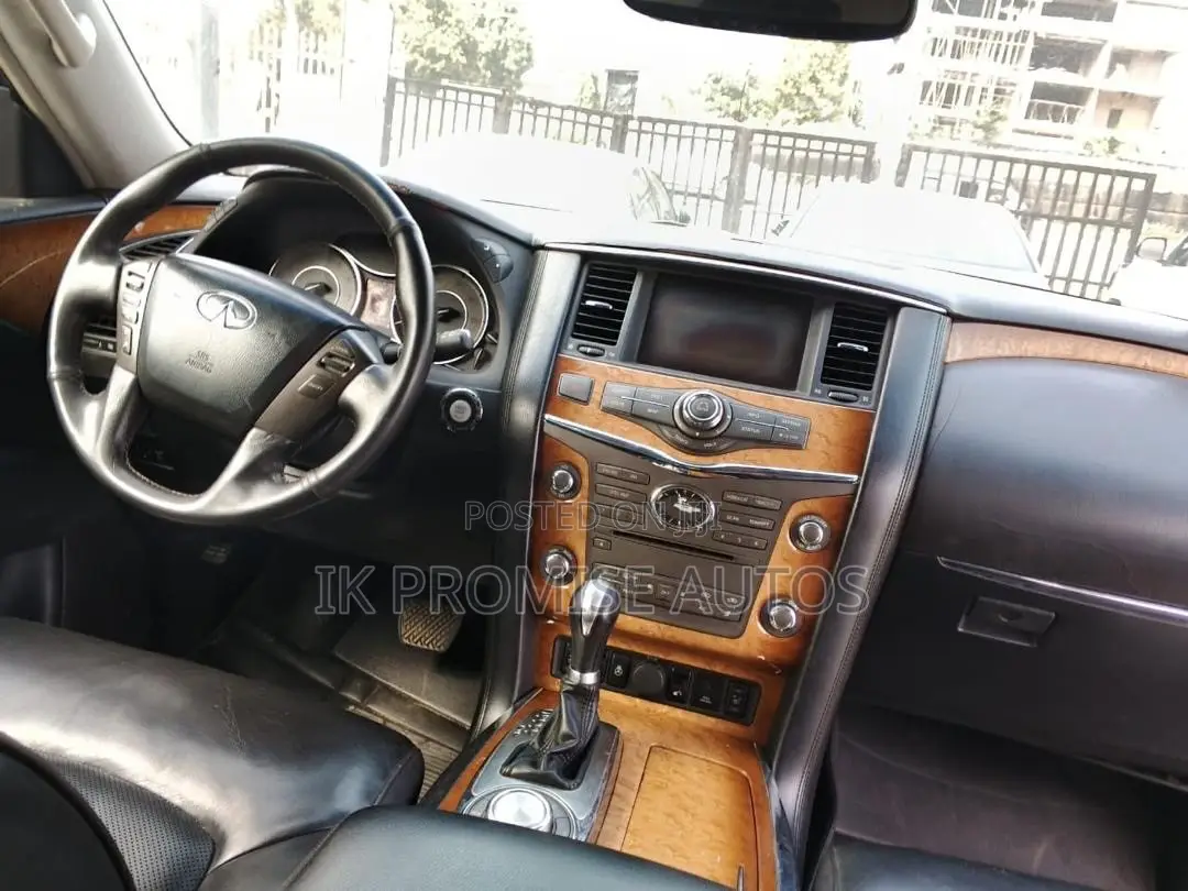 Infiniti QX56 2013 Black