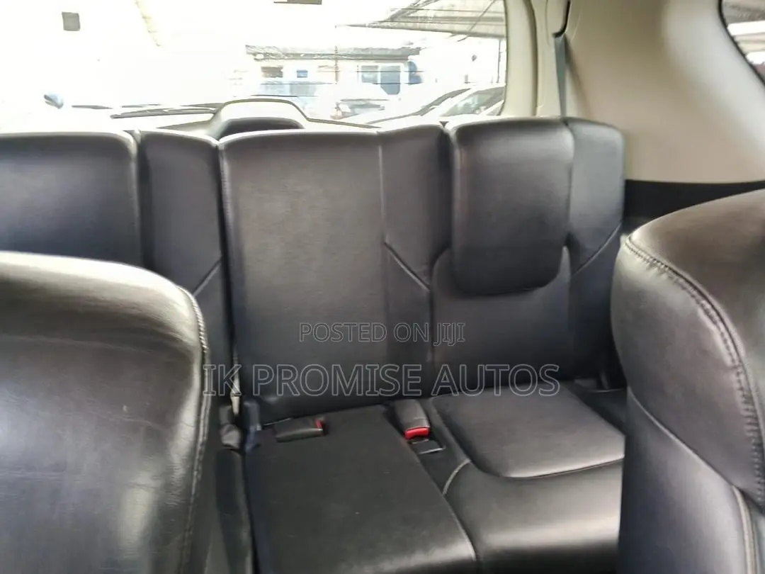 Infiniti QX56 2013 Black