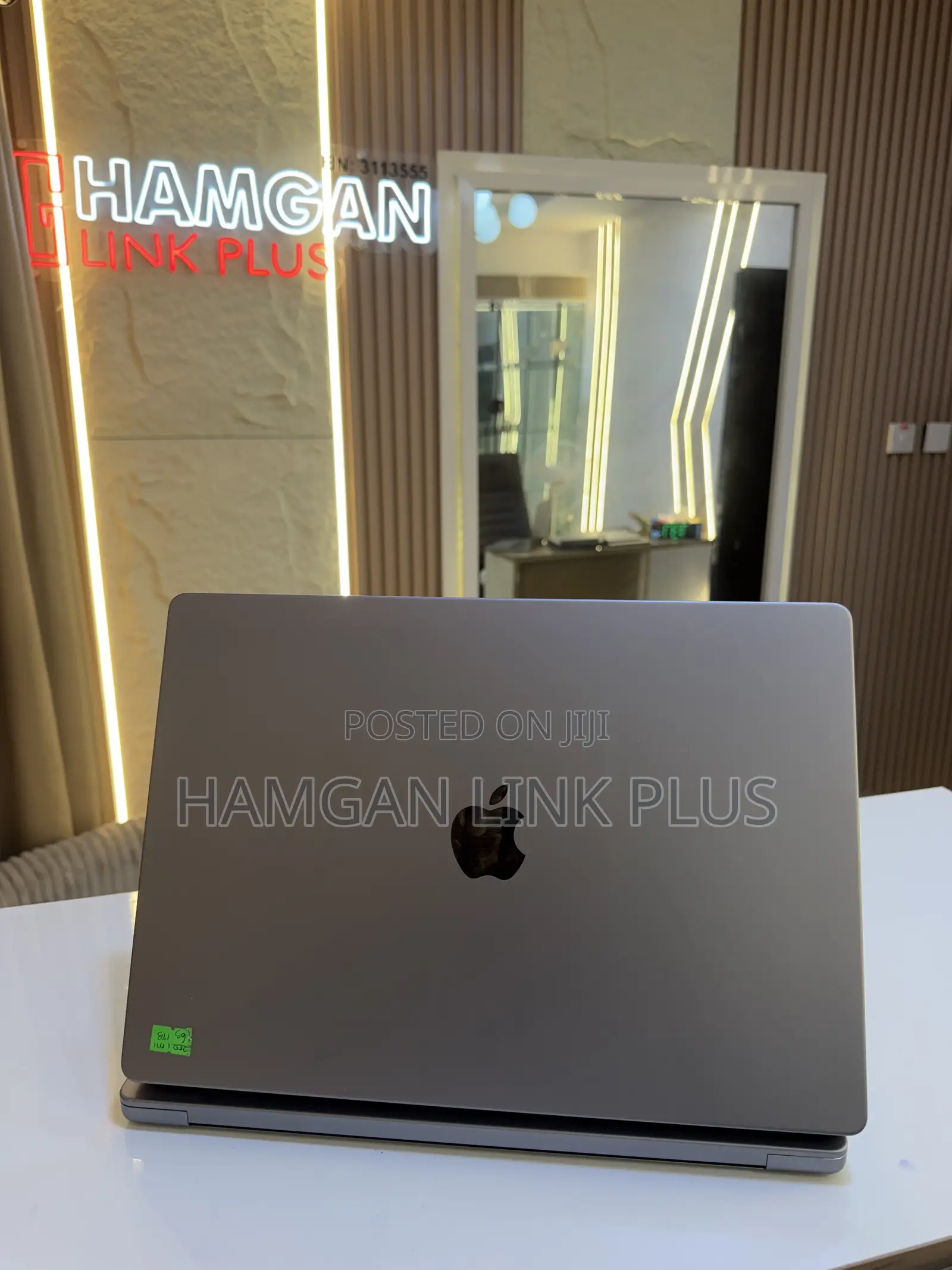 Laptop Apple MacBook Pro 2021 M1 16GB Apple M1 Pro SSD 1T