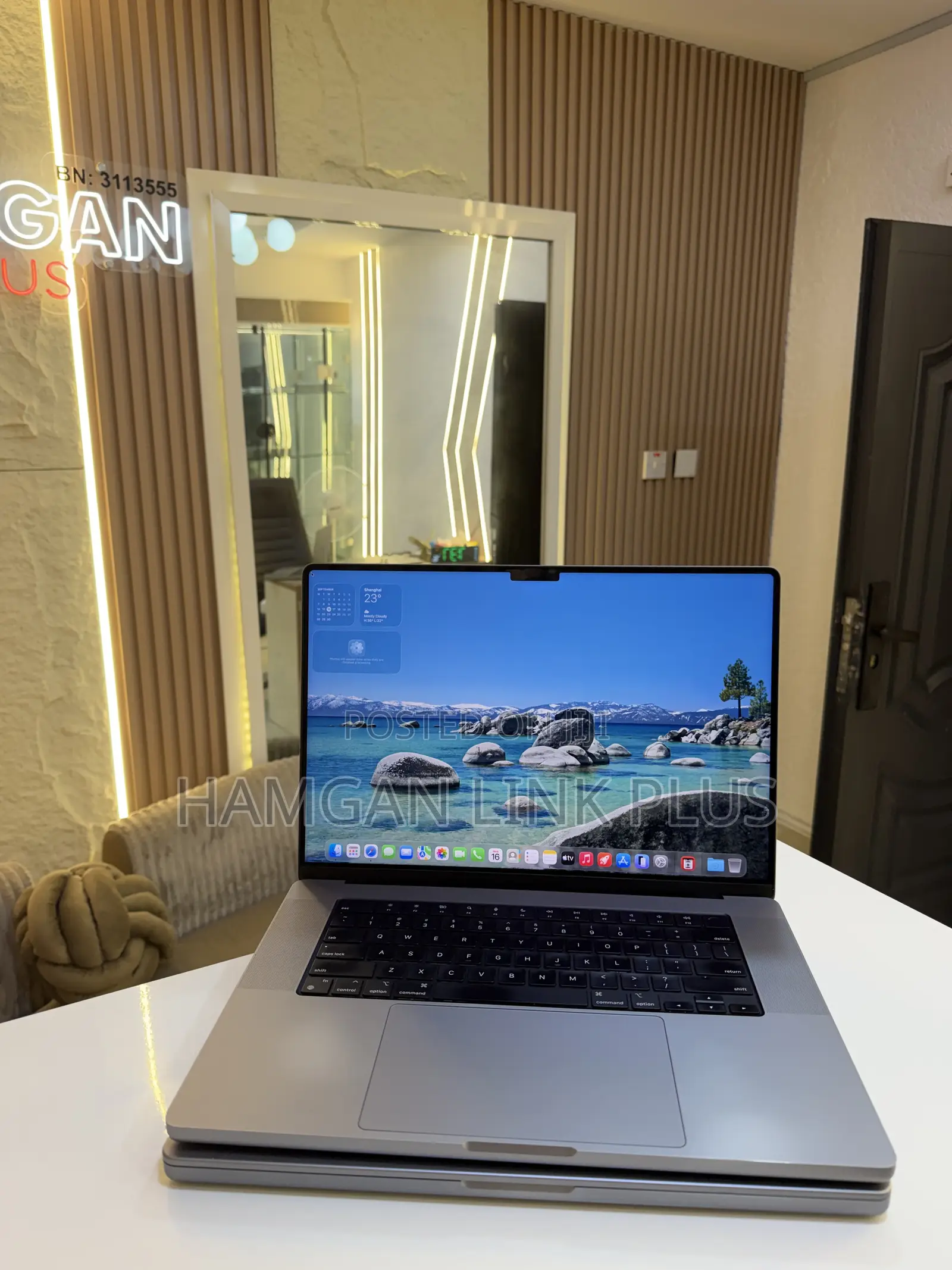 Laptop Apple MacBook Pro 2021 M1 16GB Apple M1 Pro SSD 1T