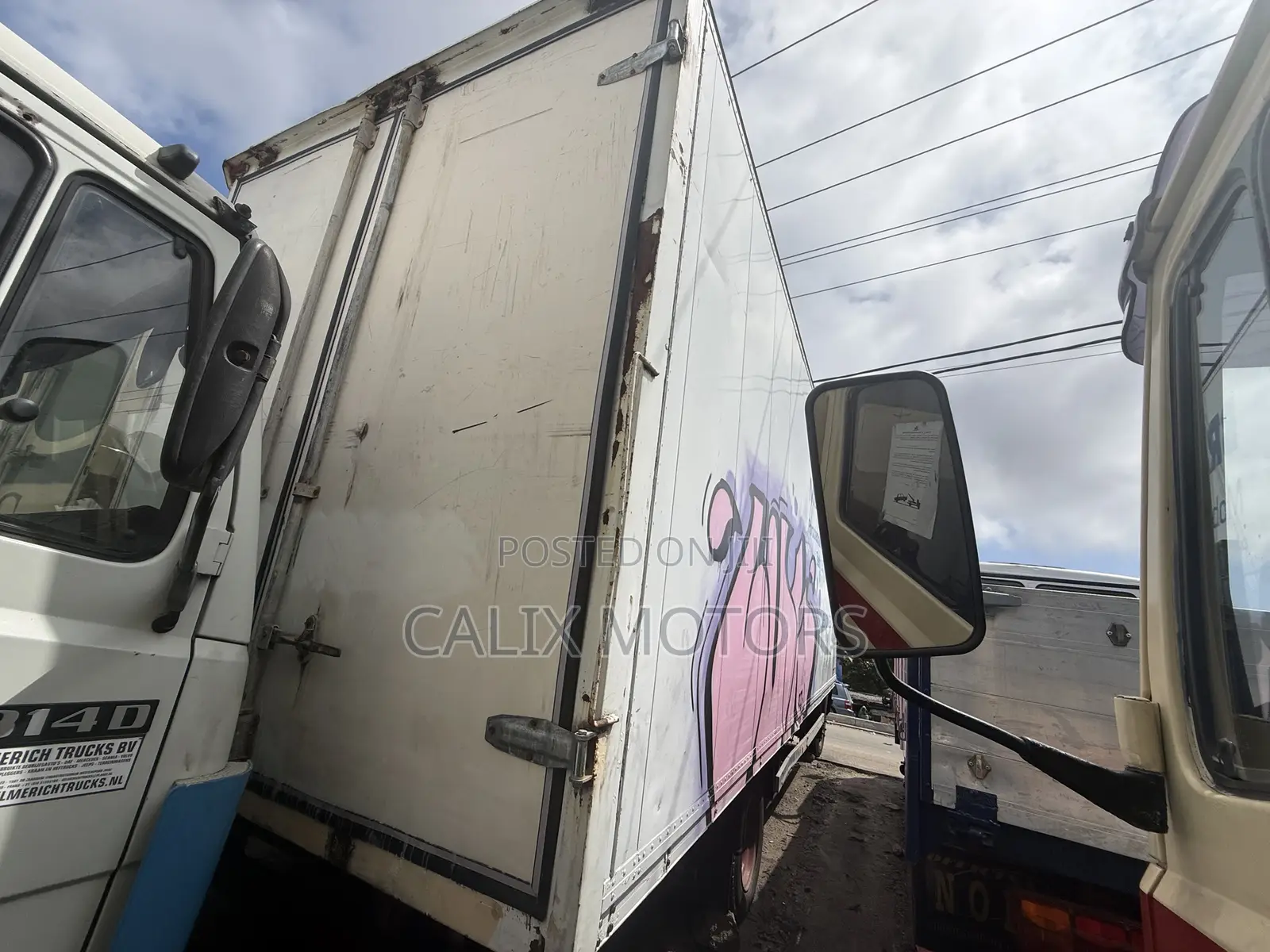 Foreign Used Mercedes Benz 814 Truck.