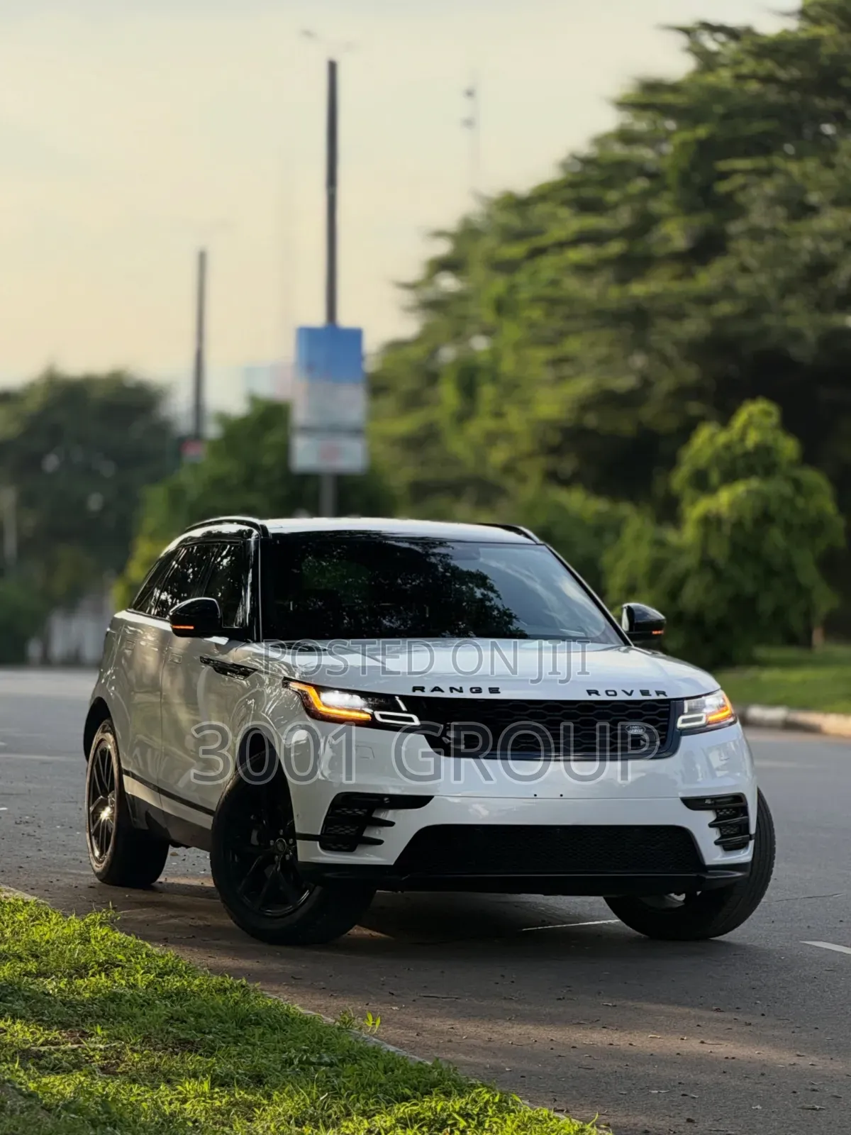 Land Rover Range Rover Velar 2024 White