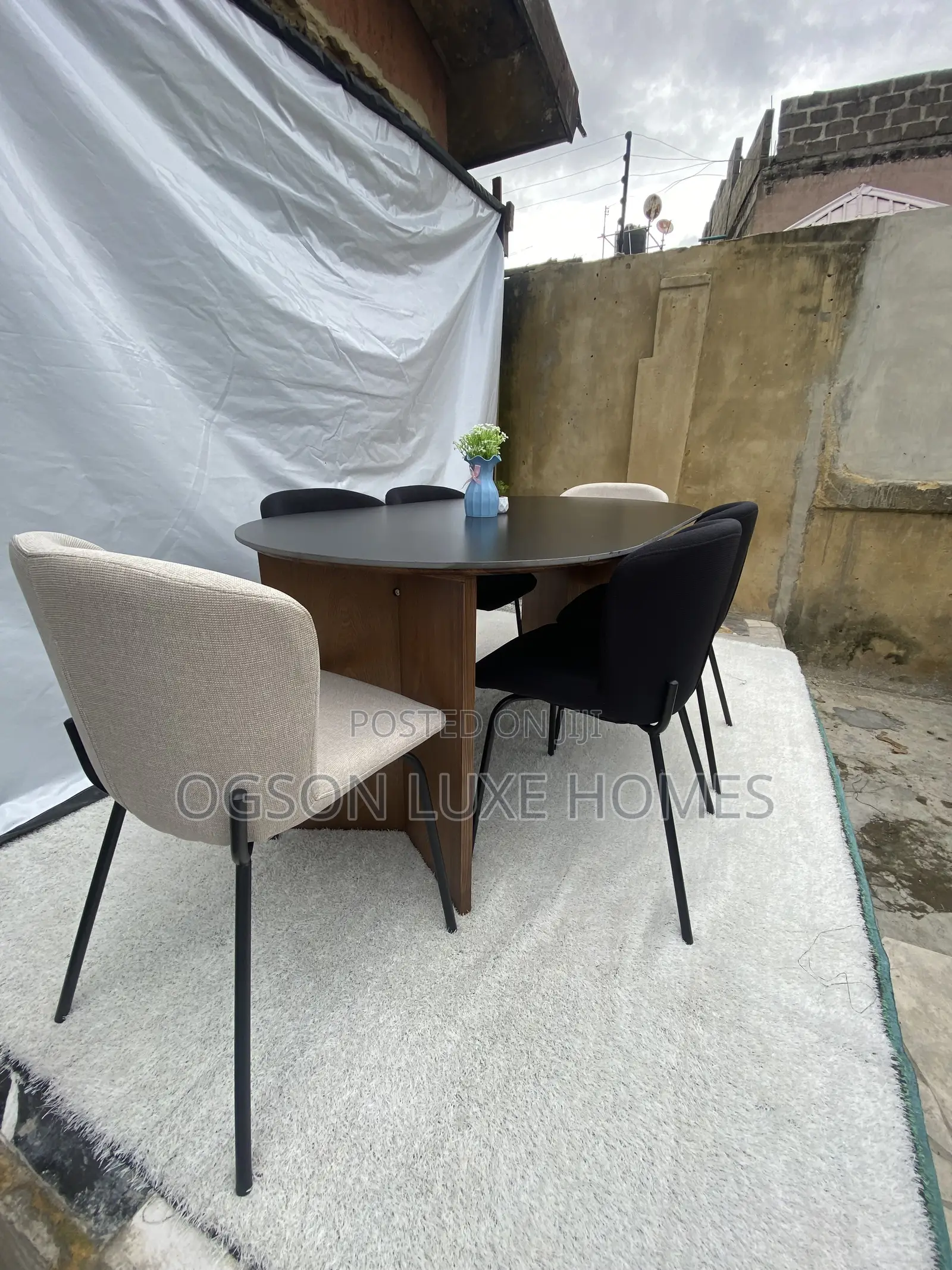 Modern Luxury 6 Seaters Dining Set (Marble Top)