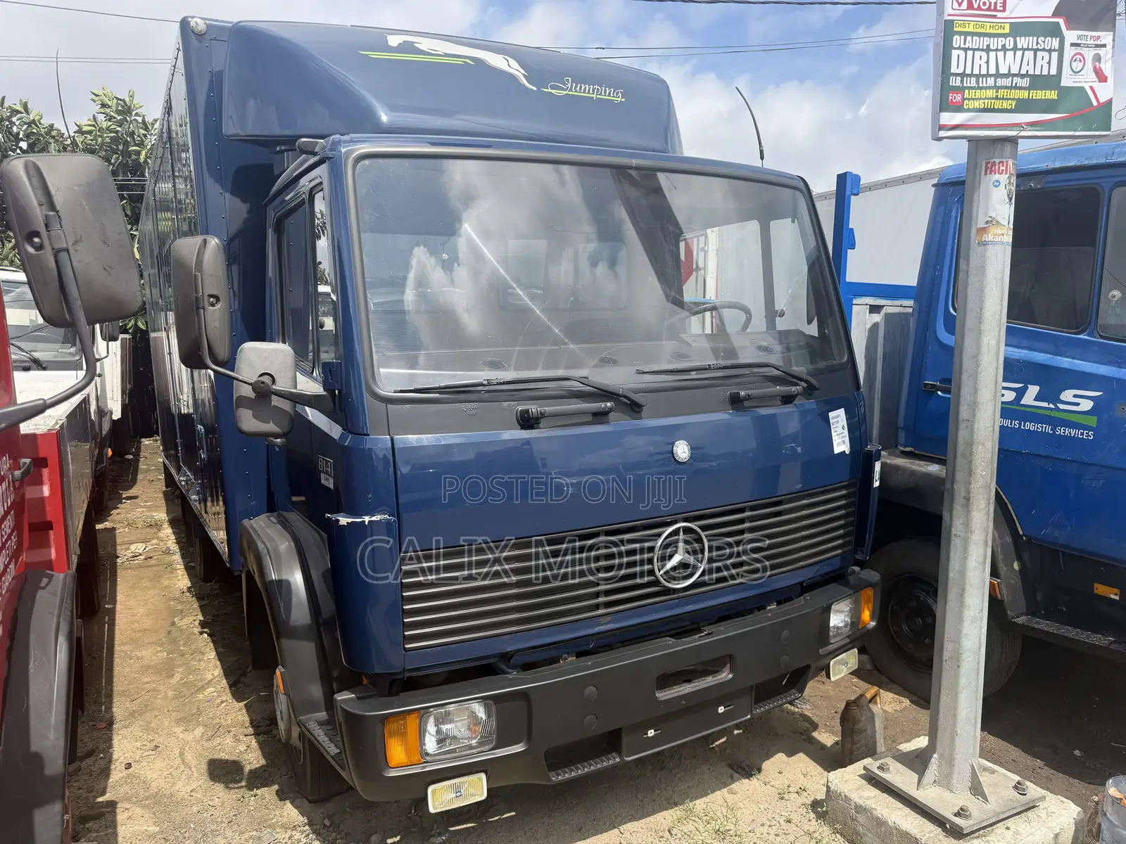 Foreign Used Mercedes Benz 814 Truck.