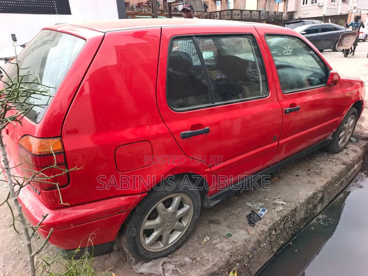 Volkswagen Golf 2000 Red