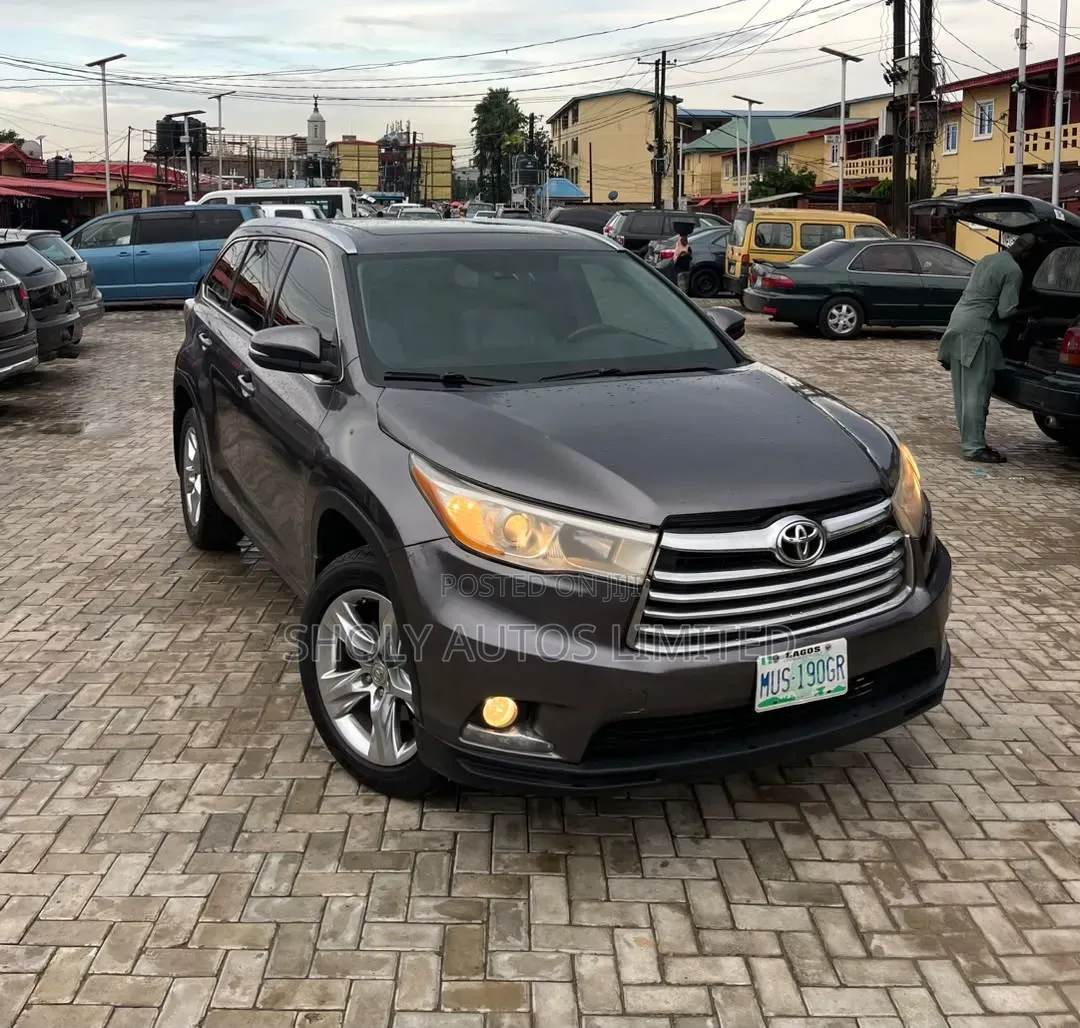 Toyota Highlander Limited 4dr SUV (3.5L 6cyl 6A) 2014 Gray