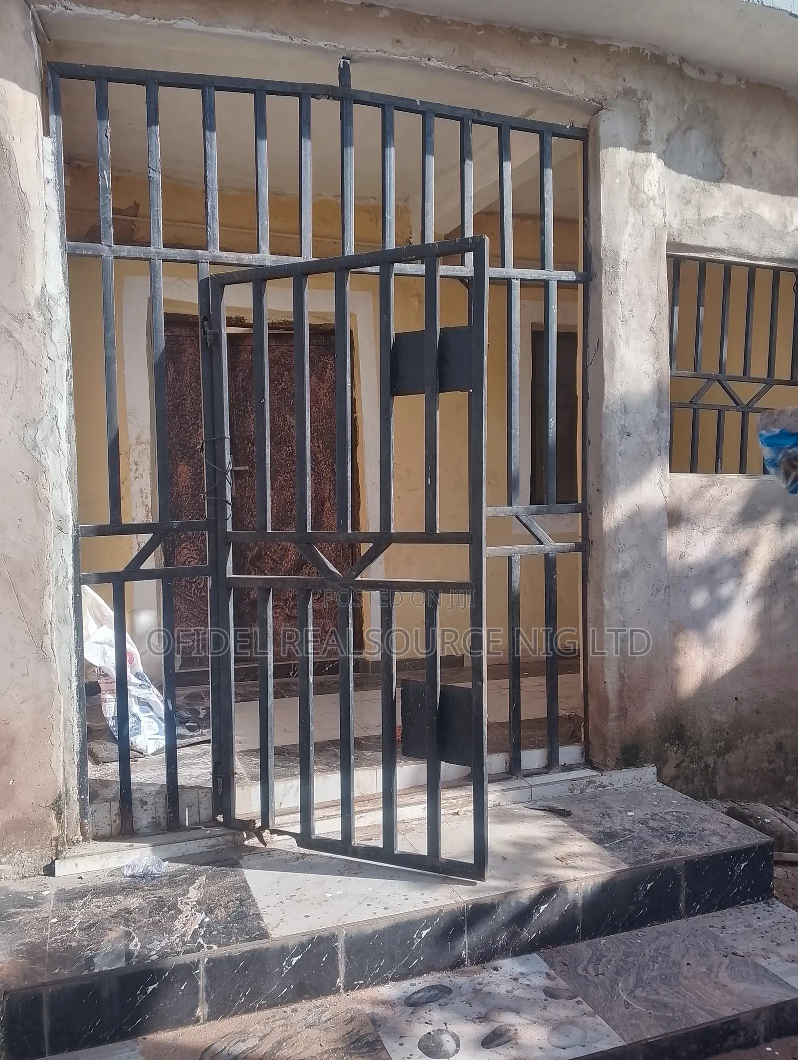 1bdrm Apartment in Beside Old Federal, Oshimili South for rent
