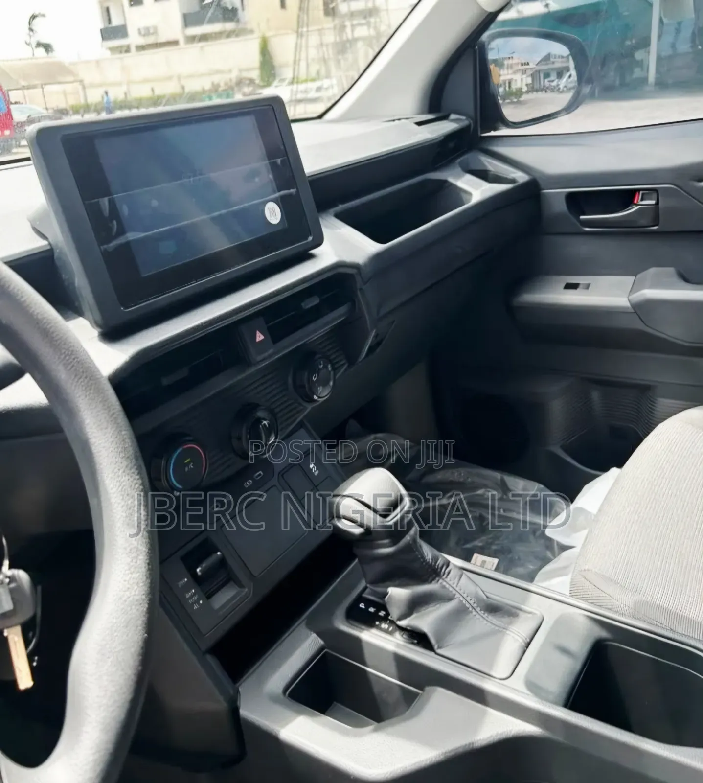 New Toyota Hilux 2026 Black
