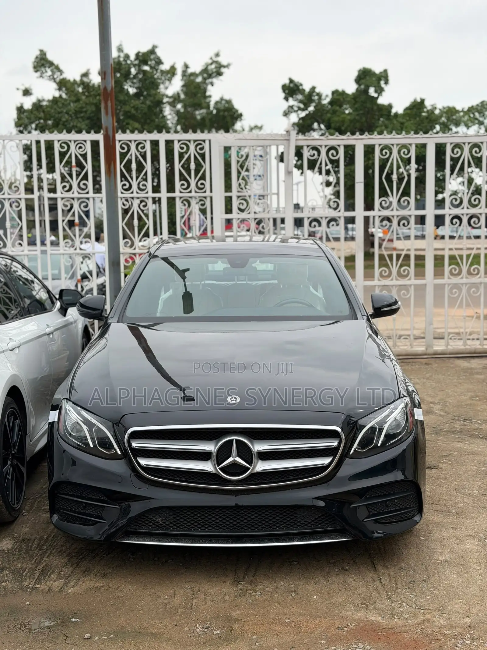 Mercedes-Benz E400 2018 Gray