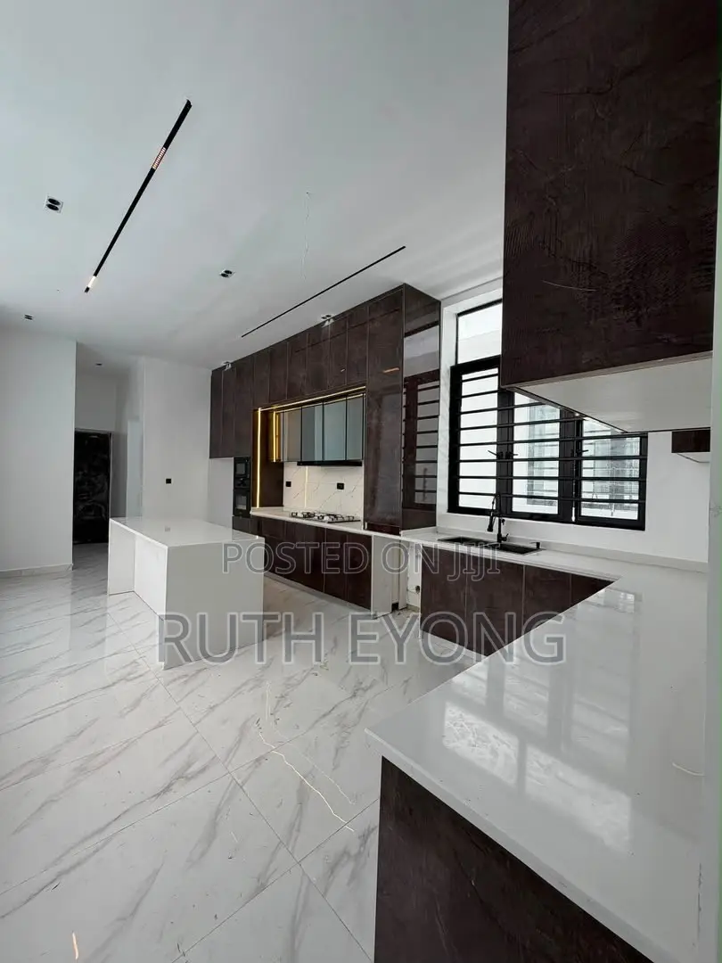 5bdrm Duplex in Orchid Lekki Lagos for sale
