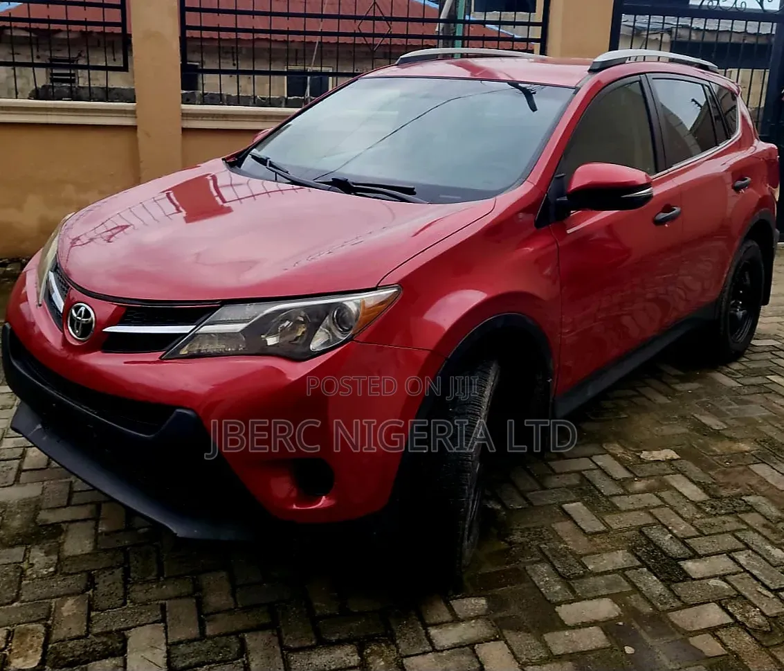 Toyota RAV4 2018 Red