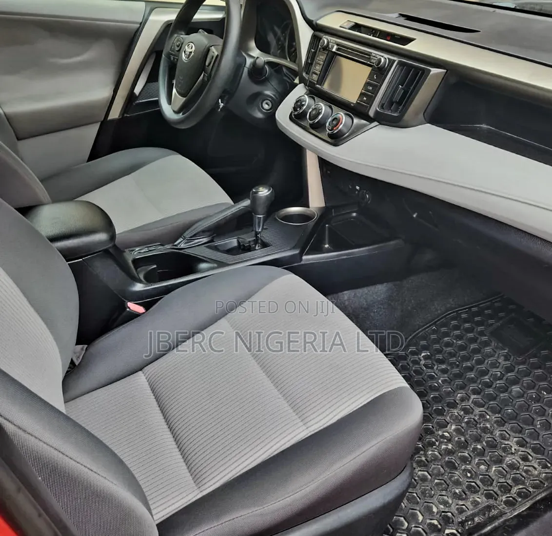 Toyota RAV4 2018 Red