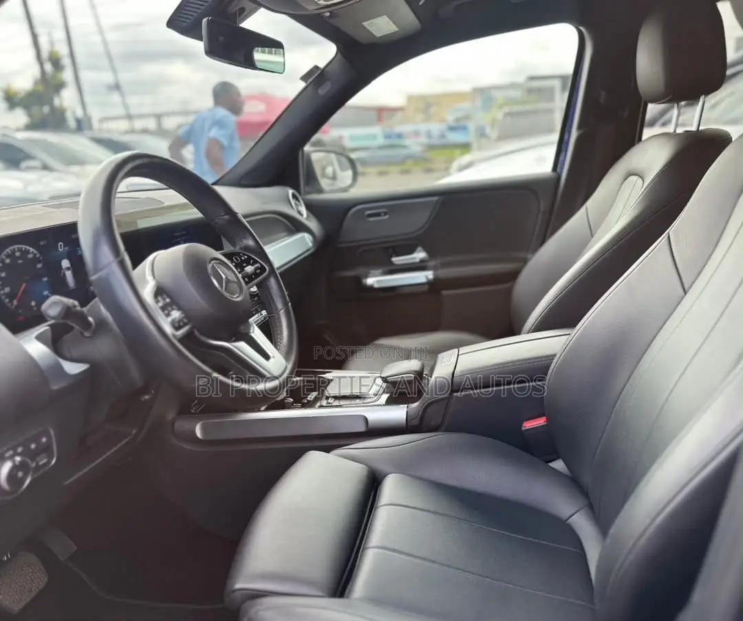 Mercedes-Benz GLB-Class GLB 250 4MATIC 2022 Blue