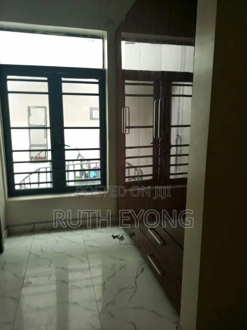 4bdrm Townhouse / Terrace in Ikate Lekki for rent