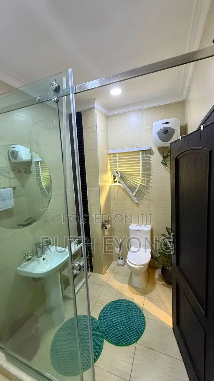Furnished 3bdrm Apartment in Lekki Phase 1 for rent