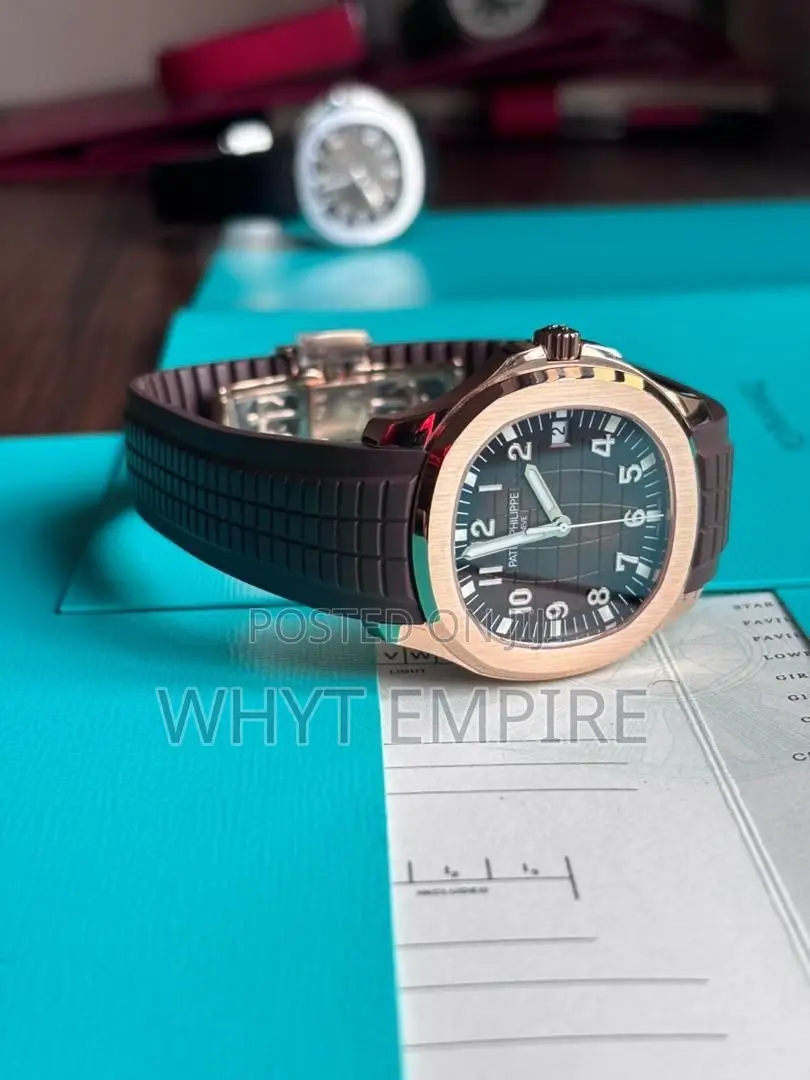 Luxury Patek Philippe Aquanut Wristwatch