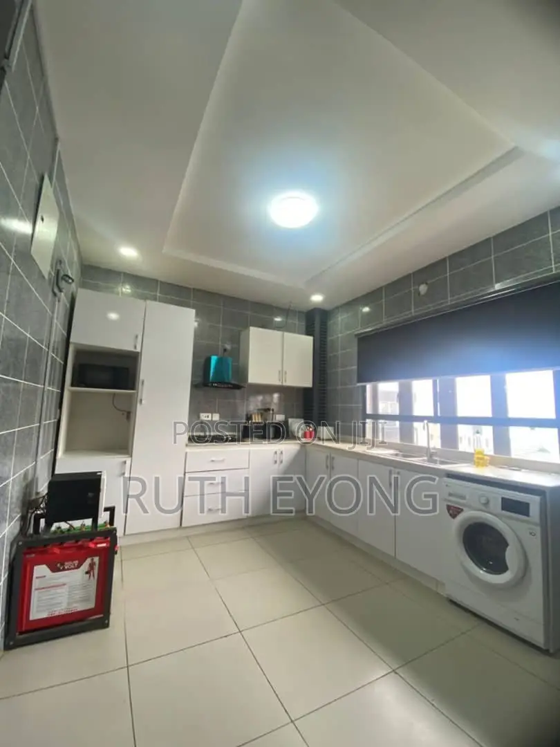 2bdrm Apartment in Off Whitesands, Lekki Phase 1 for rent