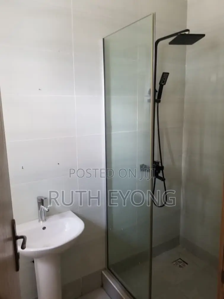 2bdrm Apartment in Ilasan-Ikate, Lekki. for rent