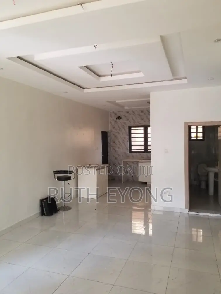 2bdrm Apartment in Ilasan-Ikate, Lekki. for rent