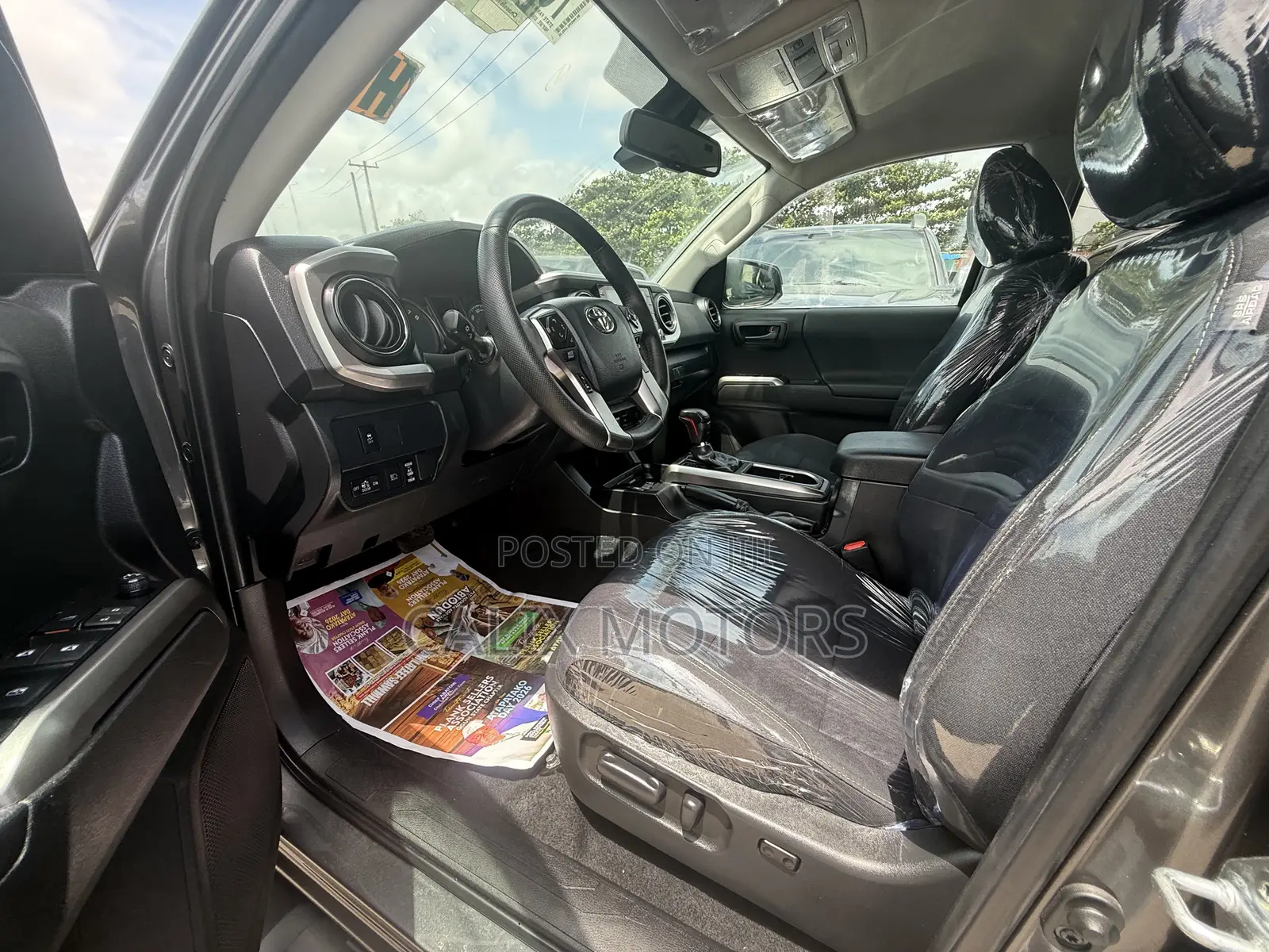 Toyota Tacoma 2023 Gray