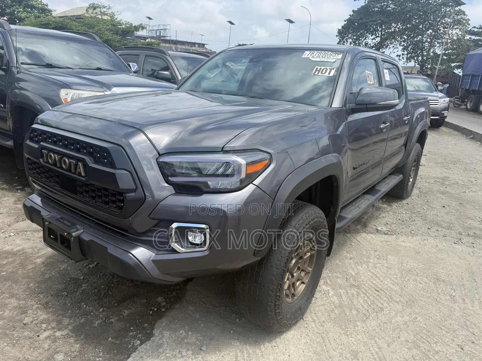 Toyota Tacoma 2023 Gray