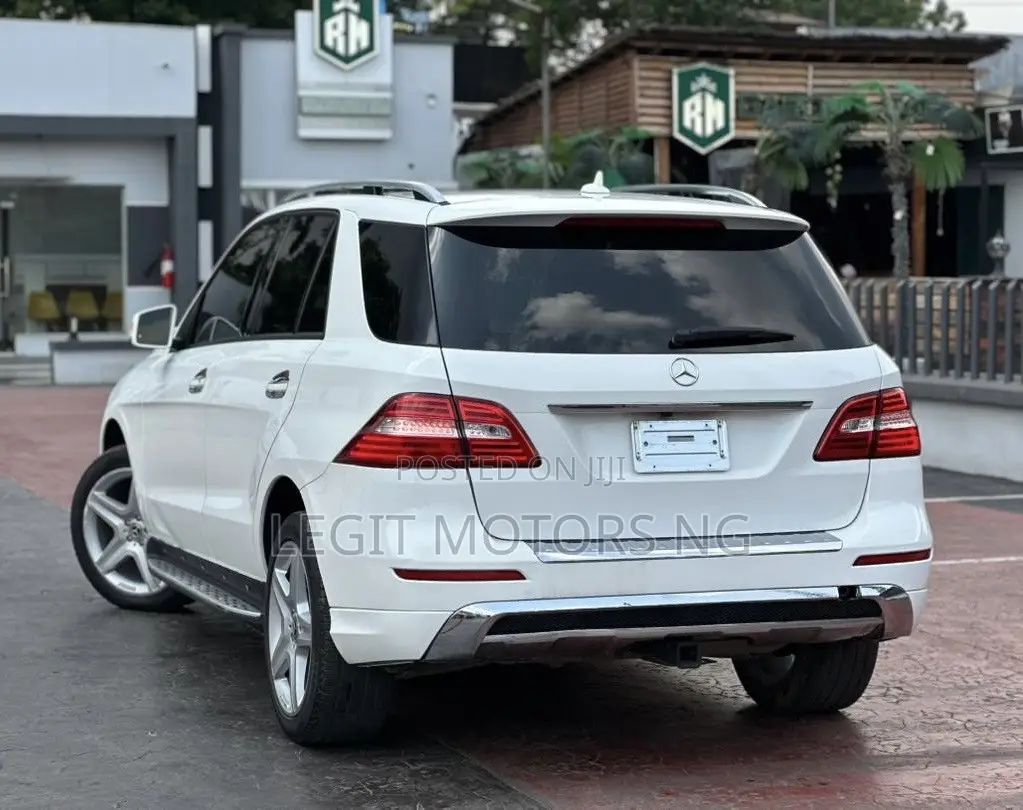 Mercedes-Benz M Class ML350 4MATIC 4dr SUV AWD (3.5L 6cyl 7A) 2015