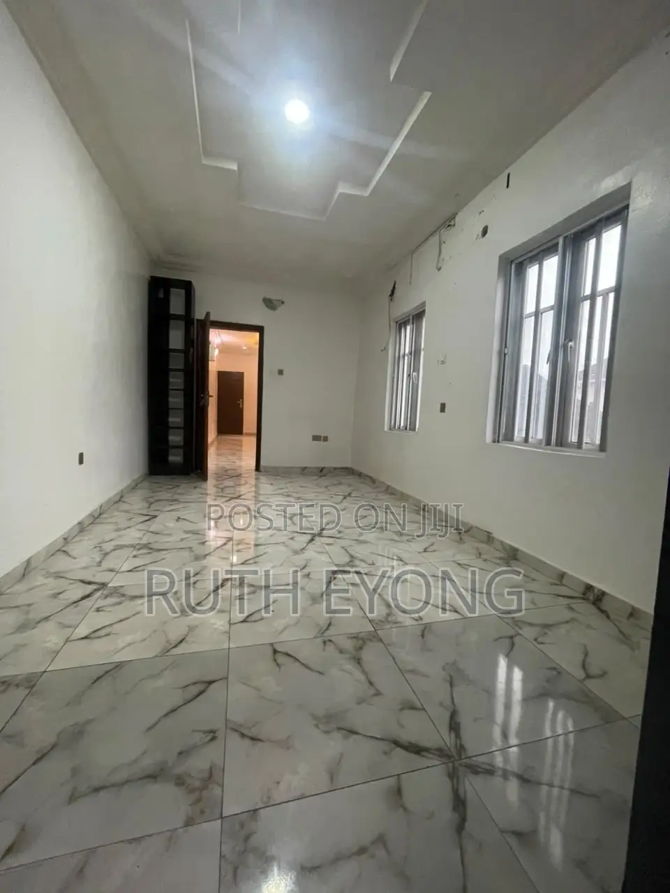1bdrm Apartment in ๐ข๐ณ๐ณ ๐๐ฟ๐ฒ๐ฒ๐ฑ๐ผ๐บ ๐ช๐ฎ๐,, Lekki Phase 1 for rent